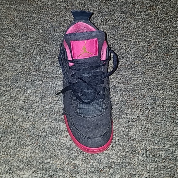 Air Jordan 4 GS - Picture 2 of 4